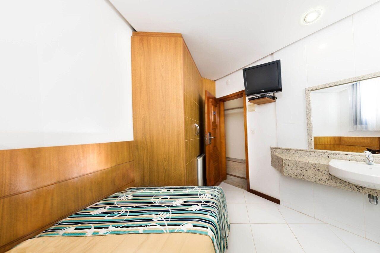 ריו דה ז'ניירו Hotel Praia Linda מראה חיצוני תמונה